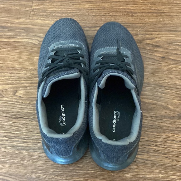 Adidas Cloudfoam Ortholite running shoe - Picture 2 of 4